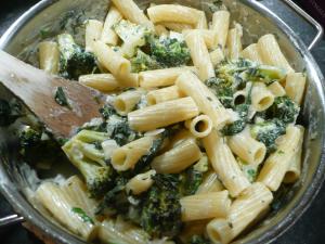 pasta with garlicky greens